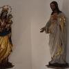 Eine Herz-Jesus und eine Marien-Statue aus der Werkstatt der berühmten Bildhauerfamilie Schistl aus Würzburg fand einen neuen Platz im Aufgang zur Empore. Eine Herz-Jesus und eine Marien-Statue aus der Werkstatt der berühmten Bildhauerfamilie Schistl aus Würzburg fand einen neuen Platz im Aufgang zur Empore.