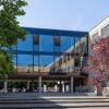 Nach mehr als zweijähriger Bauzeit wurde der Erweiterungsbau des Wirsberg-Gymnasiums eingeweiht. Der Ergänzungsbau schließt die offene Seite des bisher u-förmigen dreistöckigen Schulgebäudes und bietet unter anderem Platz für sechs neue Klassenräume.