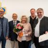 Ehrung für Jutta Münch (Mitte): Frank Kupfer-Mauder (von links): Geschäftsführer des Orts- und Kreiscaritasverbandes Schweinfurt, Kilian Hartmann, Vorsitzender des OKCV Schweinfurt, Stefan Weber, Geschäftsführer des OKCV Würzburg und Clemens Bieber, Vorsitzender des Diözesan-Caritasverbandes Würzburg.