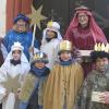 Eigentlich wären die Sternsinger in Iphofen heute von Haus zu Haus gezogen, um Spenden für Kinder in Afrika zu sammeln und die Häuser zu segnen. Um auf die Aktion aufmerksam zu machen, gingen stellvertretend für alle diese Kinder den Gottesdienst: (hinten von links) Johanna Holzheimer, Constantin und Rebecca Giehl, (vorne von links) Leonora Lucia, Josefine Sokoll, Hannes und Paula Zapf sowie Franziska Holzheimer.