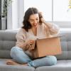 WüLivery nimmt Ihnen schwere Taschen ab und bringt Ihre Einkäufe bequem zu Ihnen nach Hause, ins Büro oder Hotel. WüLivery nimmt Ihnen schwere Taschen ab und bringt Ihre Einkäufe bequem zu Ihnen nach Hause, ins Büro oder Hotel.