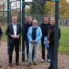 Sie alle freuen sich über die neuen Sport- und Spielgeräte des VfB Hafenlohr          (von links): Thorsten Schwab (Bürgermeister Hafenlohr), Thomas Stamm (Bürgermeister Marktheidenfeld), Guntram Leimeister, Katja Wagner-König, Marius König (alle VfB) und Markus Kapfer (Umsetzungsmanager).