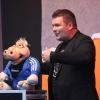 Bauchredner Sebastian Reich samt Nilpferd Amanda begeisterten das Publikum in Himmelstadt. Bauchredner Sebastian Reich samt Nilpferd Amanda begeisterten das Publikum in Himmelstadt.