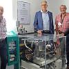 Das Bild zeigt (von links) bei der offiziellen Übergabe:Museumsdirektor Wolfgang Rücknagel, SenerTec-Geschäftsführer Dr. Josef Wrobel, der für den Sachs-Raum zuständige Günter Troch und Prof. August Ruß, Vorsitzenden des Arbeitskreises Industrie.