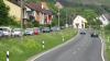 Nebeneinander und bis auf den Graben ohne Trennung verlaufen bei Retzstadt die Kreisstraße MSP 7 und die Langenbergstraße. Am Pfingstmontag hätte ein Verkehrsunfall mit einem von der Straße abgekommenen Auto auch weniger glimpflich ausgehen können.