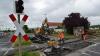 Wegen Gleisarbeiten am Bahnübergang hinter der BayWa-Kreuzung Bad Neustadt in Richtung Mellrichstadt musste die Straße komplett gesperrt werden.
