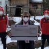 Im Bild (von links) Kapitän Peter Schebler, die Vorsitzende des St. Josefsvereins Marita Rentz und Thilo Schreier.