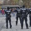 Demonstration in Schweinfurt, gesichert von der Polizei.  Dort machte Bodo Schiffmann Station. 
