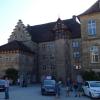 Wieder einmal war Schloss Eyrichshof die Kulisse für eine Veranstaltung. Im Schlosshof präsentierten sich zahlreiche Aussteller mit Fahrzeugen alternativen Antriebs.