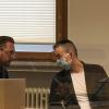 Der Rechtsmediziner hat sein Gutachten im Schweinfurter Mordprozess gegen den Angeklagten Daniel S. (rechts) - hier mit einem seiner Verteidiger - erstattet.