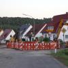 Wie geplant laufen die Bauarbeiten in der derzeit gesperrten Obersteinbacher Straße in Untersteinbach. Die Umleitung erfolgt über die Ziegeleistraße und entlang der Rückseite der Schule. Wie geplant laufen die Bauarbeiten in der derzeit gesperrten Obersteinbacher Straße in Untersteinbach. Die Umleitung erfolgt über die Ziegeleistraße und entlang der Rückseite der Schule.