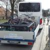 Radbus mit Anhänger im oberen Taubertal: Das Angebot wurde für die Saison 2020 um ein neues Fahrtenpaar auf dem Streckenabschnitt Creglingen, Röttingen und Weikersheim erweitert.