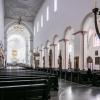 Ungewohnter Anblick: Ein menschenleerer Würzburger Dom - ohne Touristen und Betende. Die weitreichenden Gottesdienstverbote bedeuten für Kirchen eine historische Abkehr von der Tradition.
