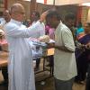 Zur Weihnachtszeit wurden Bedürftige in der Gemeinde Palanganatham in Madurai von Pfarrer Gabriel  Gnanathiraviam versorgt. Im Sommer 2019 war er für einige Wochen in der Rhön und wandte sich zu Weihnachten mit einem Brief an seine Rhöner Freunde.