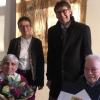 Das Fest der eisernen Hochzeit haben Maria und Fritz Koch gefeiert. Pfarrerin Beate Krämer und Bürgermeister Jürgen Schulz gratulierten.