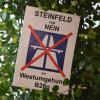 Widerstand gegen die B26n und die im Raum stehende Anbindungsspange zwischen Wiesenfeld und der Staatsstraße 2437 hat sich der Steinfelder Gemeinderat auf die Fahnen geschrieben. Widerstand gegen die B26n und die im Raum stehende Anbindungsspange zwischen Wiesenfeld und der Staatsstraße 2437 hat sich der Steinfelder Gemeinderat auf die Fahnen geschrieben.