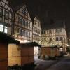 Um 19 Uhr sind die Buden zu. So manch einer würde dann noch gerne Glühwein trinken und Leute treffen. Um 19 Uhr sind die Buden zu. So manch einer würde dann noch gerne Glühwein trinken und Leute treffen.