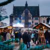 Das Winterdorf am Schweinfurter Marktplatz.
