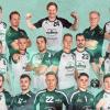 Der Kader der DJK Waldbüttelbrunn für die neue Bayernliga-Saison mit (hinten von links): Matthias Grünert, Simon Rieger, Trainer Dusan Suchy, Markus Kirchner, "Vorstand Spielbetrieb" Winfried Körner, Lucas Meyer, Timo Issing, (Mitte von links) Felix Wolf, Tobias Glöggler, Andreas Paul, Christian Beißner, Nils Kwiatkowski, Yannick Bardina, (vorne von links) Jan Steinbacher, Julian Stumpf, Mark Schöler, Max Feuerbacher, Jens Brückner, Jannik Renz und Lukas Tendera.