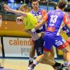 Bauchlandung: Michael Schulz (am Ball) und die Zweitliga-Handballer der DJK Rimpar Wölfe unterlagen beim ThSV Eisenach. Bauchlandung: Michael Schulz (am Ball) und die Zweitliga-Handballer der DJK Rimpar Wölfe unterlagen beim ThSV Eisenach.