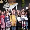 Freunde wie wir sang der Schulchor der Grundschule Grettstadt. Freunde wie wir sang der Schulchor der Grundschule Grettstadt.