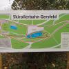 Die asphaltierte Skirollerbahn führt in mehreren Schleifen durch die Freizeitanlage im Ehrengrund. Die asphaltierte Skirollerbahn führt in mehreren Schleifen durch die Freizeitanlage im Ehrengrund.
