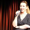 Mit Comedy und eigenem Lied sorgte Martina Brandl für gute Unterhaltung in Distelhausen,