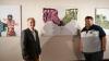 Der Maler Rolf Thuma und Zweiter Bürgermeister Martin Harth eröffneten die  Ausstellung "sichtbar machen"