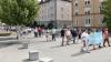 Zwischen 100 und 150 Menschen beteiligten sich am Sonntag in Schweinfurt am Marsch des Friedens anlässlich des Antikriegstages. Hier bewegen sich die Friedensaktivisten auf dem Weg vom Schillerplatz zum Bunker am Spitalseeplatz.