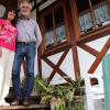 Winfried und Gabriele Rüb haben in Neustadt ein ökologisches Fachwerkhaus gebaut.