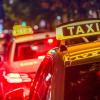 Die Taxifahrt von Augsburg nach Würzburg kommt den Fahrer teuer - und den Fahrgast wohl auch