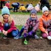 Schülerinnen der zweiten Klasse der Grundschule am Schloss.
