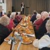 Diakon Wagenhäuser bei der Andacht im Pfarrsaal St. Josef. Diakon Wagenhäuser bei der Andacht im Pfarrsaal St. Josef.
