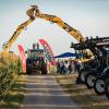 Rund 350 Menschen und 60 Schlepper besuchen am Freitag. 23.08.24 das Traktorkino bei Hopferstadt Ochsenfurt.