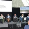 An der Podiumsdiskussion zur Eröffnung der Deutschen Waldtage in Lohr nahm auch Bundesminister Cem Özdemir (links) teil. 