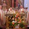 Beim Abschiedsgottesdienst der Augustiner in der Fährbrücker Wallfahrtskirche (von links): Pater Romuald Grzonka, Pater Matthäus Klein, Provinzial Pater Lukas Schmidkunz, Pfarrer Helmut Rügamer, Domkapitular Stefan Gessner und Pater Jakob Olschewski.