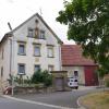 Eine der beiden benachbarten früheren Hofstellen, die unter dem Begriff Geißberghof in Hausen einmal ein Gemeinschaftliches Wohnen realisieren könnten. Eine der beiden benachbarten früheren Hofstellen, die unter dem Begriff Geißberghof in Hausen einmal ein Gemeinschaftliches Wohnen realisieren könnten.