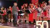 Dirigiert vom Präsidenten des Nordbayerischen Musikbundes (NBMB) Manfred Ländner spielten die Frankenland Musikanten und Aalbachtaler Franken des Musikvereins Greußenheim beim "Konzert der Generationen" zum Finale gemeinsam auf.