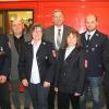 Bei der Jahreshauptversammlung der Feuerwehr gab es Ehrungen für langjährigen aktiven Dienst zu feiern. Von links: Roland Markert (40 Jahre aktiver Dienst), Bürgermeister Rainer Ott, Carola Markert (25 Jahre), stellvertretender Landrat Robert Finster, Heike Schumann (25 Jahre), Kommandant Jonas Gebhardt, Kreisbrandmeister Mario Manfrini.