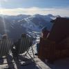 An Ostern zieht es noch viele Urlauber zum Skifahren nach Österreich. An Ostern zieht es noch viele Urlauber zum Skifahren nach Österreich.