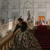Sisi (Dominique Devenport) ist übel, als sie die Treppe in der Würzburger Residenz, die hier die Wiener Hofburg verkörpert, hinunterstürmt. Szene aus der Serie "Sisi", die RTL ab Dienstag, 28. Dezember, ausstrahlt.