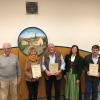 Auf dem Bild von links Helmut May (NBMB), Petra Breunig (25 Jahre), Bruno Lenhardt (40 Jahre), Stefanie Schrenk (1. Vorsitzende), Reiner Breunig (40 Jahre). Auf dem Bild von links Helmut May (NBMB), Petra Breunig (25 Jahre), Bruno Lenhardt (40 Jahre), Stefanie Schrenk (1. Vorsitzende), Reiner Breunig (40 Jahre).