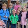 Frohe Kinder am Ende eines abwechslungsreichen Tages.