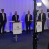 Die Vorsitzenden der VR Rhön-Grabfeld (von links): Markus Merz (Vorstandsvorsitzender), Prof. Dr. Lutz Gaspers (stellv. Aufsichtsratsvorsitzender), Peter Klett (Aufsichtsratsvorsitzender), Tobias Herzog (Mitglied des Vorstandes) und Michael Reif (stellv. Vorstandsvorsitzender)