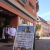Das Modehaus Koch in der Karlstadter Fußgängerzone. (Archivbild)