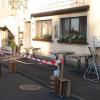 Auch in diesem Jahr dürfen der Löwe und die Goldene Traube in Marktbreit wieder öffentliche Flächen für Außengastronomie nutzen, die Traube will gar die Absperrung "etwas freundlicher gestalten", als auf dem Foto aus dem Jahr 2020.