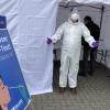 Am Dienstag öffnete das Testzentrum eines externen Betreibers auf der Lohrer Mainlände – das Interesse in der Bevölkerung ist weiterhin groß. 