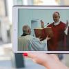 Auch in diesem Jahr sollen Kirchen digitale Gottesdienste anbieten, aber auch Präsenzgottesdienste sind erlaubt.