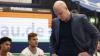 Baskets-Trainer Denis Wucherer: "Heute hat man gut sehen können, wie wichtig Rob Lowery für uns ist, weil er das ganze Team auf ein anderes Niveau heben kann und dabei jeden mitnimmt." Im Hintergrund seine Spieler Joashua Obiesie (links) und Jonas Weitzel.