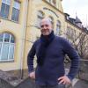 Wolfram Rupperti vor dem Alten Krankenhaus in Kitzingen. Der Schauspieler aus Kitzingen hat es auf die großen Bühnen geschafft. 